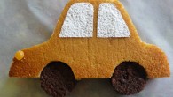 Une ann&eacute;e de plus et toujours la m&ecirc;me passion: les bagnoles! Alors, pour son anniversaire,&nbsp;ce g&acirc;teau en forme de voiture a eu un vif succ&egrave;s. &nbsp; &nbsp; G&acirc;teau au citron...
